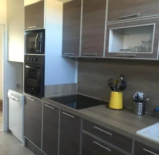 Apartman T3 Classe 3 * Vue Parking 100 M Plage/ville Le Lavandou